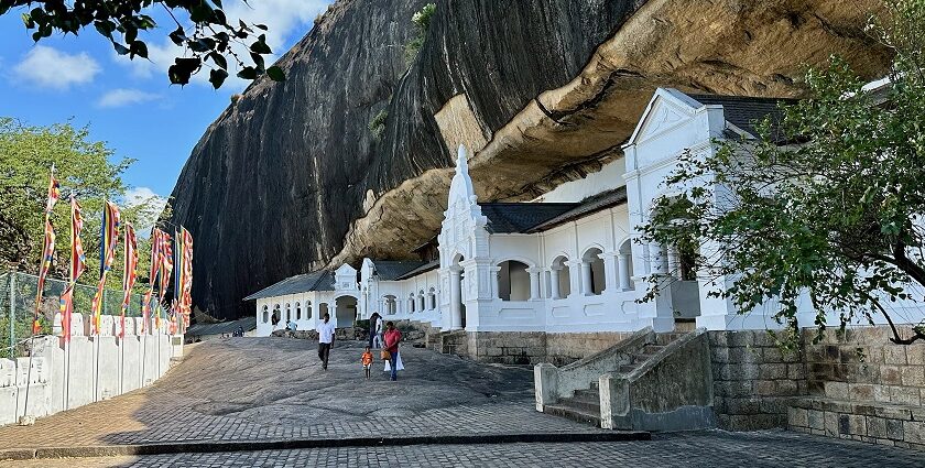 Dambulla Cave Temple